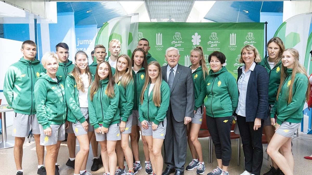 Jaunieji sportininkai išlydėti į Europos jaunimo olimpinį festivalį/Vytauto Dranginio nuotr.