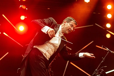 „Opera po žvaigždėmis“ klasikinės muzikos mylėtojus vėl pakvietė pasimėgauti gurmaniška operos arijų programa su Asmik Grigorian/Gretos Skaraitienės/„ŽMONĖS Foto“ nuotr.