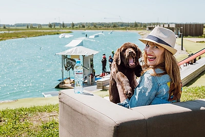 Keturkojį įsigijusi Vlada Musvydaitė kviečia padėti gyvūnams: „Vaikystėje pati gelbėdavau katinus“