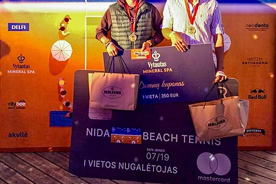 „Nida Beach Tennis Cup 2019“ apdovanojimai/Organizatorių nuotr.