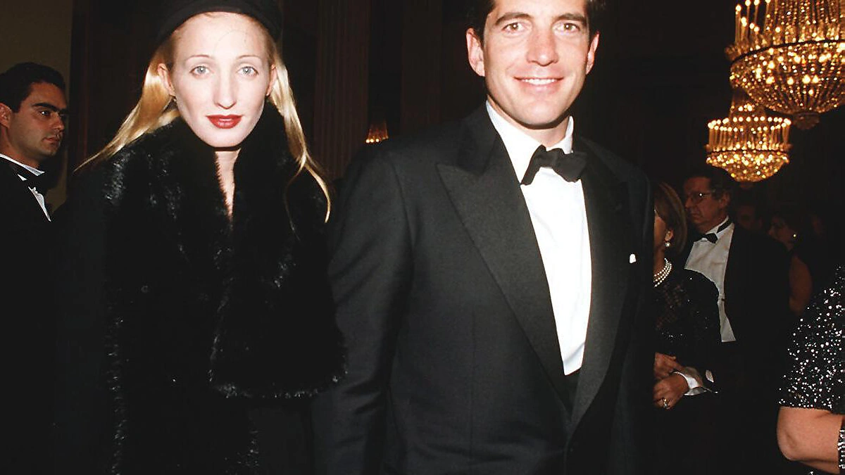 Johnas F. Kennedy Jaunesnysis ir Carolyn Bessette-Kennedy/ Vida press nuotr.