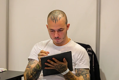 Kaune prasidėjo tatuiruočių meistrų suvažiavimas/Teodoro Biliūno/„Žmonės Foto“ nuotr.