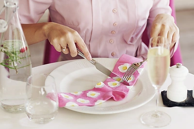 Spektaklis „Špylkos ir šlepetės“