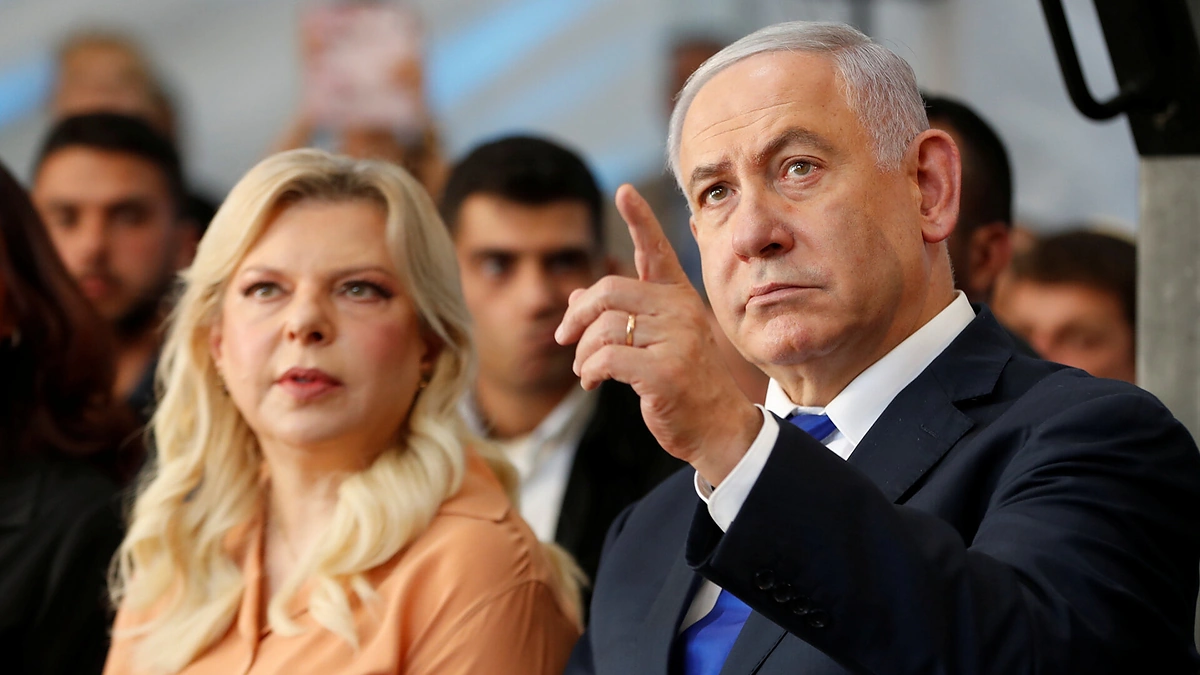 Benjaminas Netanyahu su žmona Sara / „Scanpix“ nuotr.