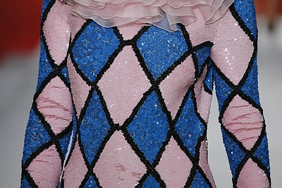 „Moschino“ 2020 m. pavasario/vasaros drabužių kolekcija/ Vida press nuotr.