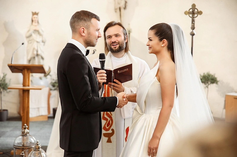 Simona ir Mindaugas Lipnius iškėlė vestuves / MIKITA nuotr.