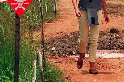 Princesė Diana lankėsi Angoloje 1997-aisiais / „Scanpix“ nuotr.