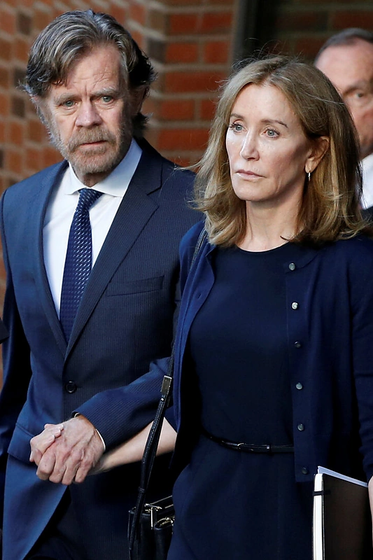 Felicity Huffman atvyko į Šiaurės Kalifornijos kalėjimą/ SCANPIX nuotr.