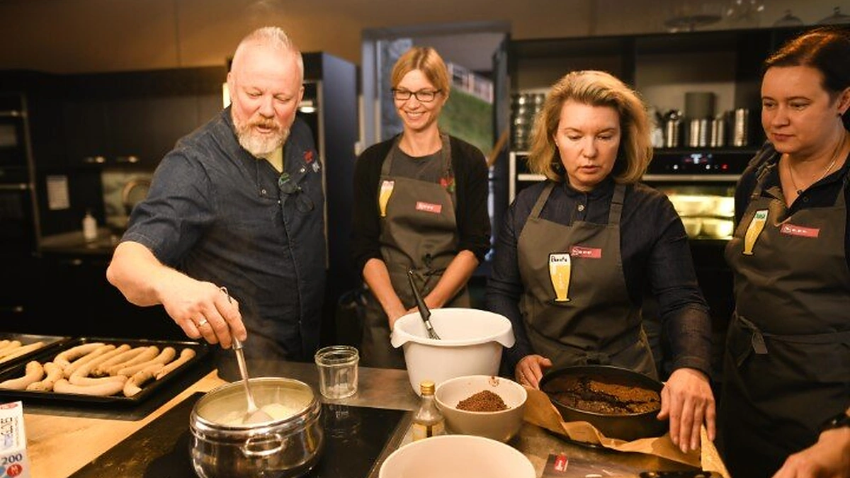 Vytaras Radzevičius kulinarinėje studijoje surengė Oktoberfest šventę/ Organizatorių nuotr.