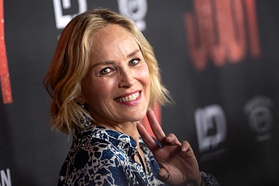 Sharon Stone apie karjeros pradžią: „Kasdien sulaukdavau pastabų, kas negerai su mano kūnu“