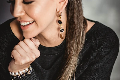 Simonos Brazdžionytės naujausia papuošalų kolekcija / J. Žymantaitės nuotr.