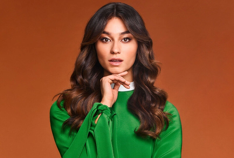 Plaukų dažymo technika „Colour Clash“/Organizatorių nuotr.