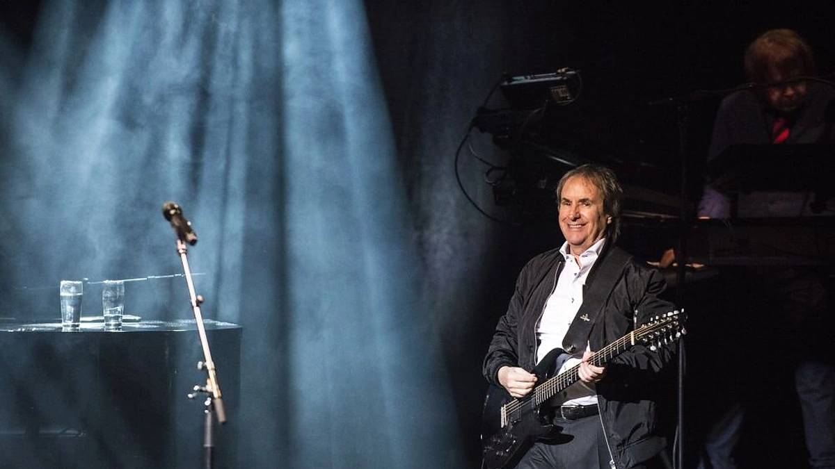 Chrisas De Burghas/Organizatorių nuotr.