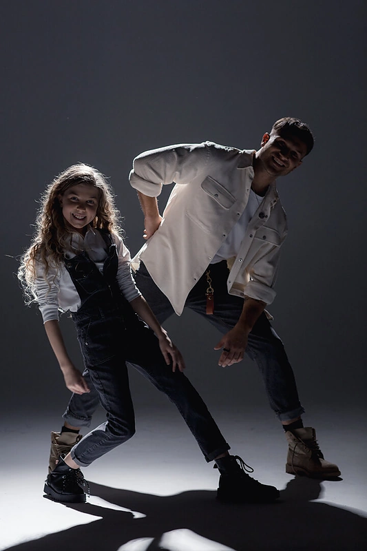 Vaidas Baumila kartu su Sofija Vasilevskyte pristatė šventinį kūrinį/Roberto Daskevičiaus nuotr.