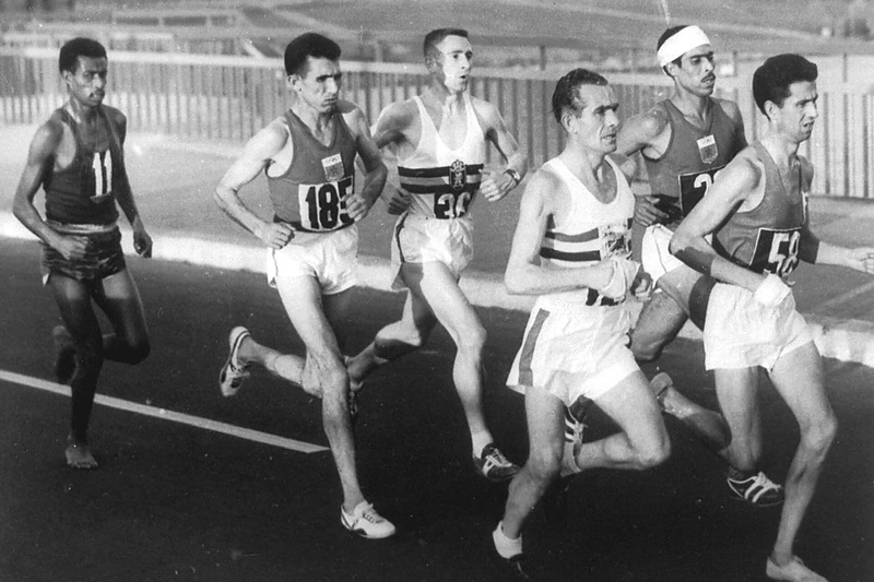 Neįtikėtini maratono bėgikai/Vida Press nuotr.