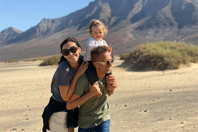 Linas Adomaitis su šeima/ Asmeninio albumo nuotr.