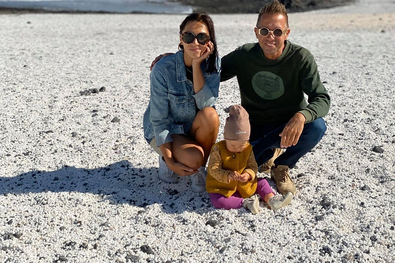 Linas Adomaitis su šeima/ Asmeninio albumo nuotr.