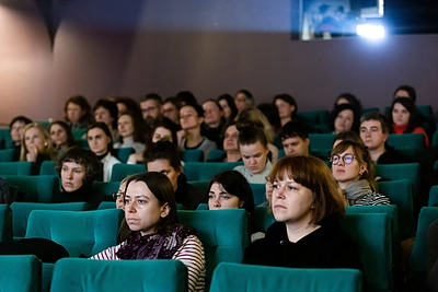 Diskusija kino teatre „Pasaka“/Gretos Skaraitienės/„ŽMONĖS Foto“ nuotr.