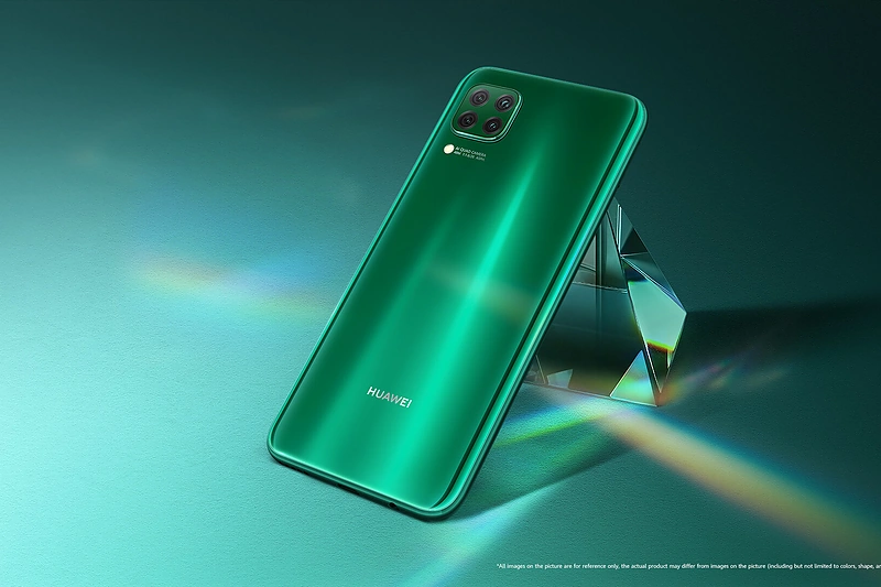 Naujasis „Huawei P40 lite“