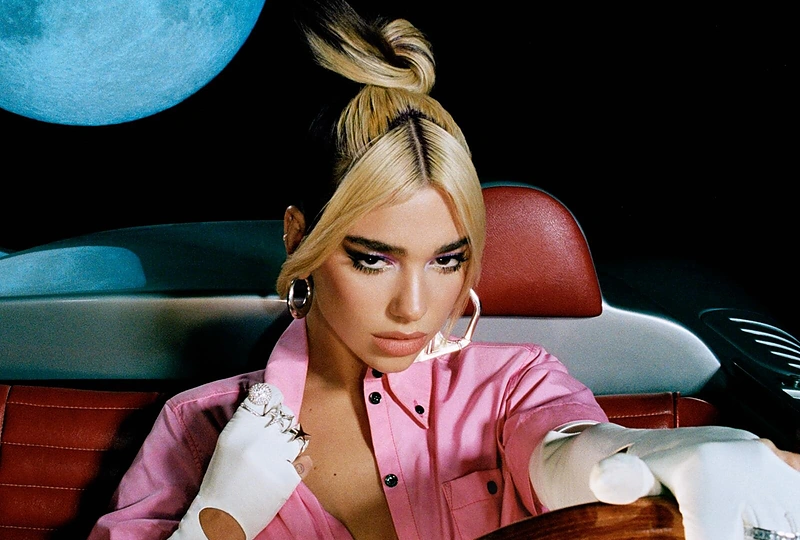 Dua Lipa/ Warner Music nuotr.