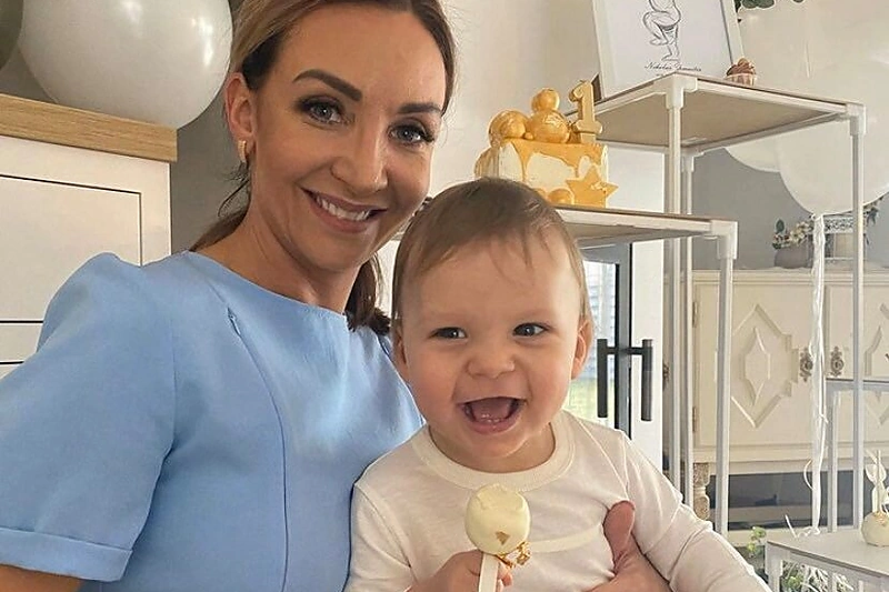 Gerda Žemaitė su sūnumi/Socialinių tinklų nuotr.