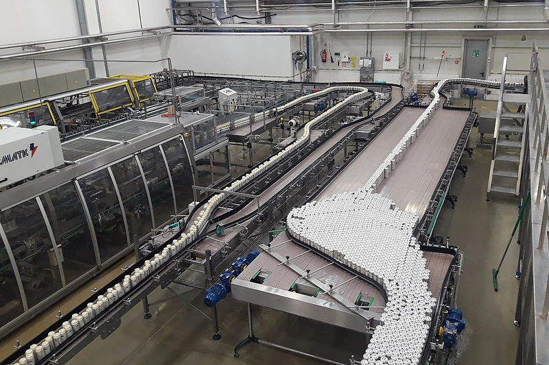 Gamyklos darbas karantino metu/ Bravoro nuotr.