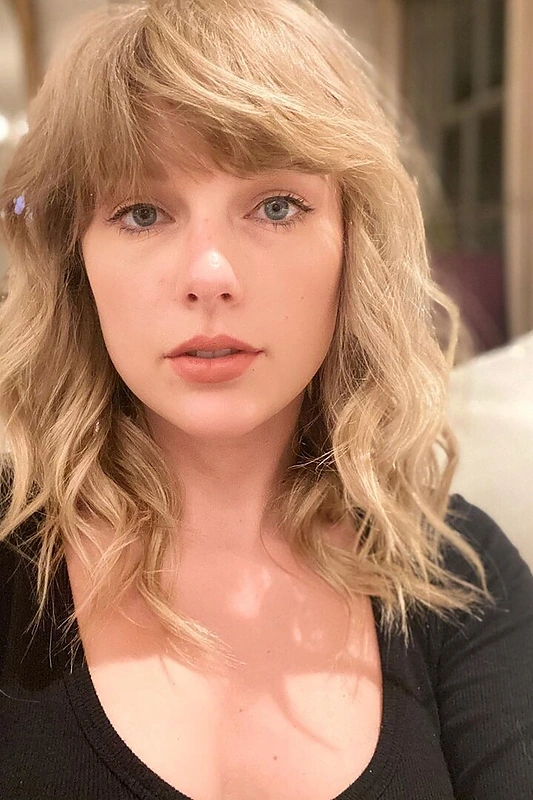 Taylor Swift/Vida Press nuotr.