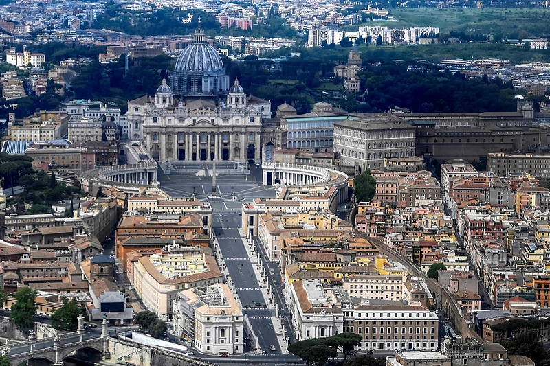 Vatikano Šv. Petro bazilika vėl atvira lankytojams / „Scanpix“ nuotr.