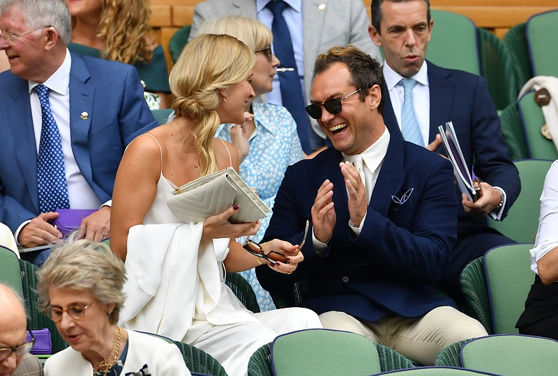 Jude'as Law ir Phillipa Coan/ Vida press nuotr.