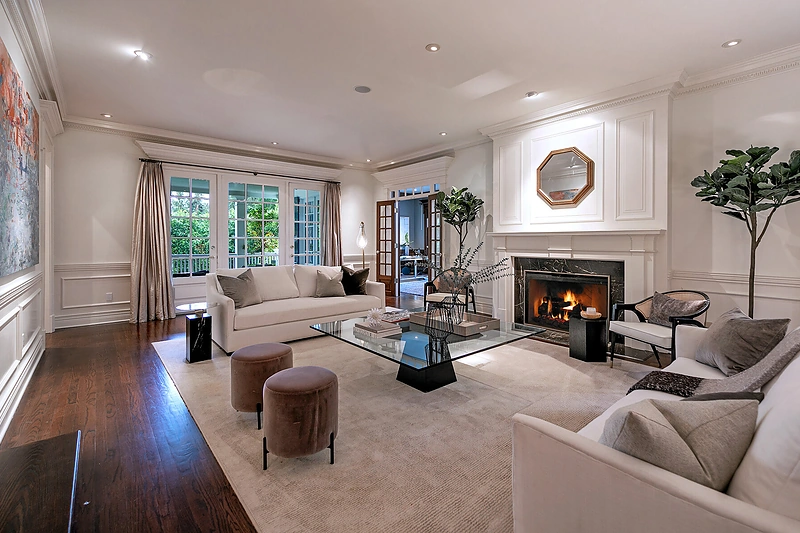 Ashtono Kutcherio ir Mila Kunis namas Beverli Hilse/Vida Press nuotr.