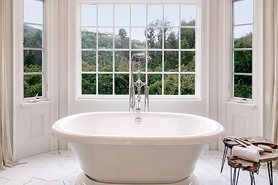 Ashtono Kutcherio ir Mila Kunis namas Beverli Hilse/Vida Press nuotr.