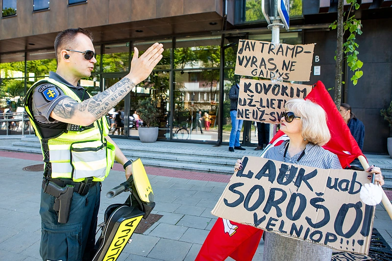 Vilniuje demonstracija už juodaodžių teises/Irmanto Gelūno/„ŽMONĖS Foto“ nuotr.