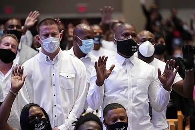 Channingas Tatumas ir Jamie Foxxas dalyvavo George'o Floydo laidotuvėse / Scanpix nuotr.