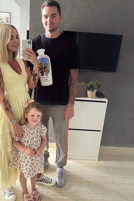 Beatričė ir Ernestas Šetkai su dukra Liepa / Asmeninio archyvo nuotr.