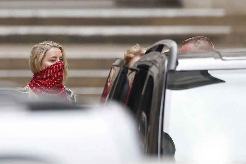 Johnny Deppas ir Amber Heard susitiko teisme / „Scanpx“ nuotr.