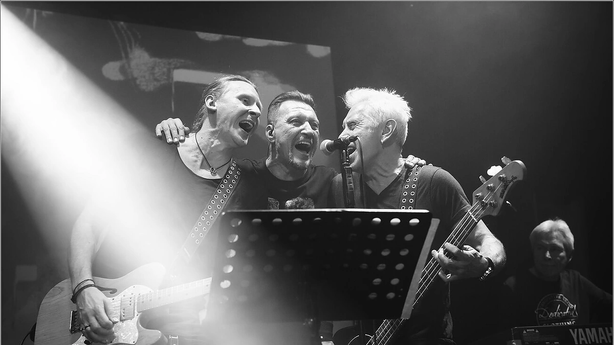 Česlovas Gabalis ir grupė „Pelenai“