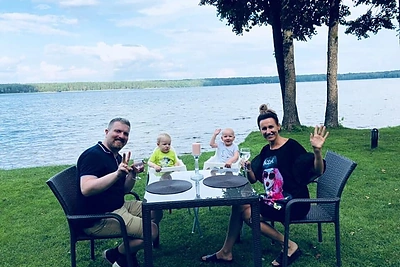 Ketvirtosios Katažinos ir Deivido Zvonkų vestuvių metinės prie Lavyso ežero/Asmeninio albumo nuotr.