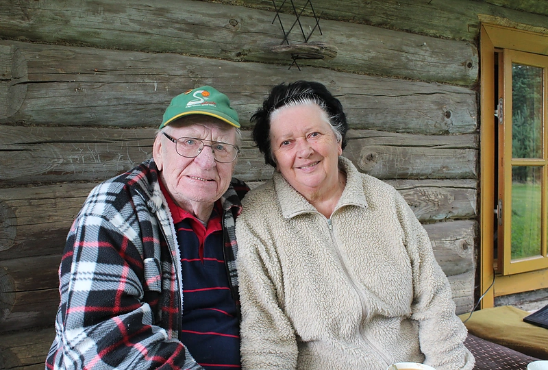 Aktorius Vytautas Tomkus su šeima Šuminų kaime / Asmeninio archyvo nuotr.