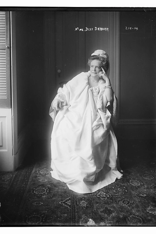 Spiritizmas: ar „žaidimai“ su ant siūlo kabančiomis adatomis turi bent kruopelę logikos? / Vida Press nuotr.