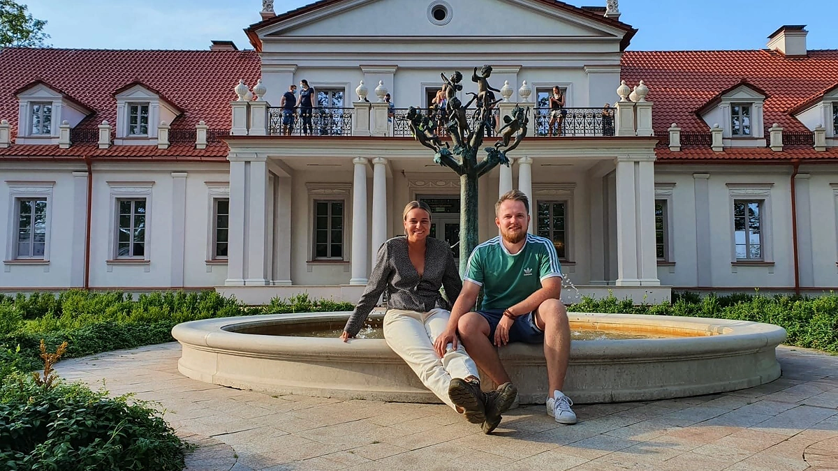 Mantas Bartuševičius su žmona Ieva / Asmeninio albumo nuotr.