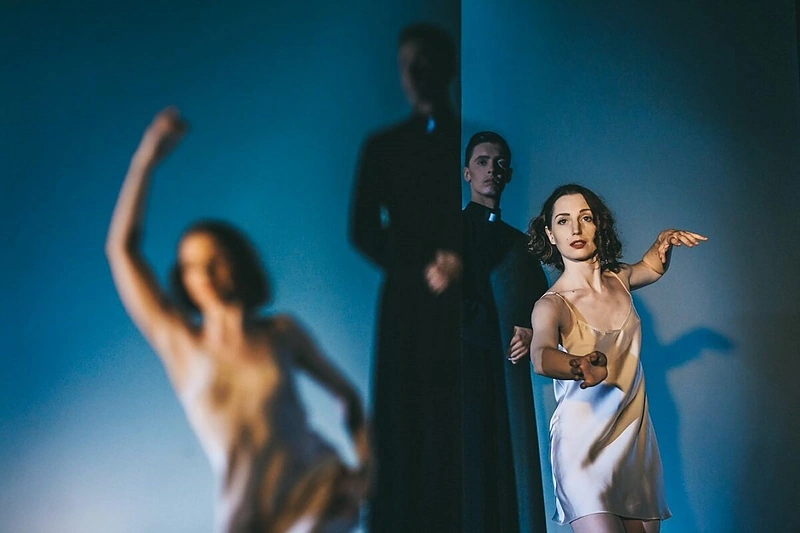 „Altorių šešėly“ (KVMT nuotr)