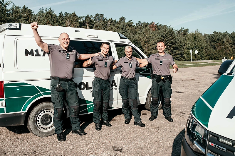 Aušrys Kvederevičius su komanda / Asmeninio albumo nuotr.