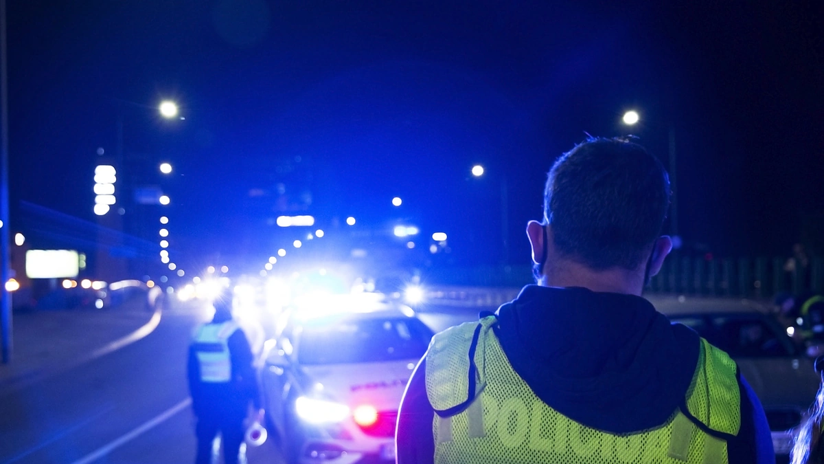 Akimirka iš vykusio policijos reido / Ernestos Čičiurkaitės / 15min nuotr.