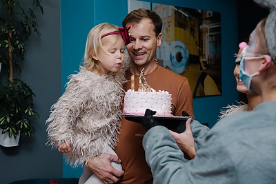 Nerijaus ir Agnės dukros Evos gimtadienio akimirkos