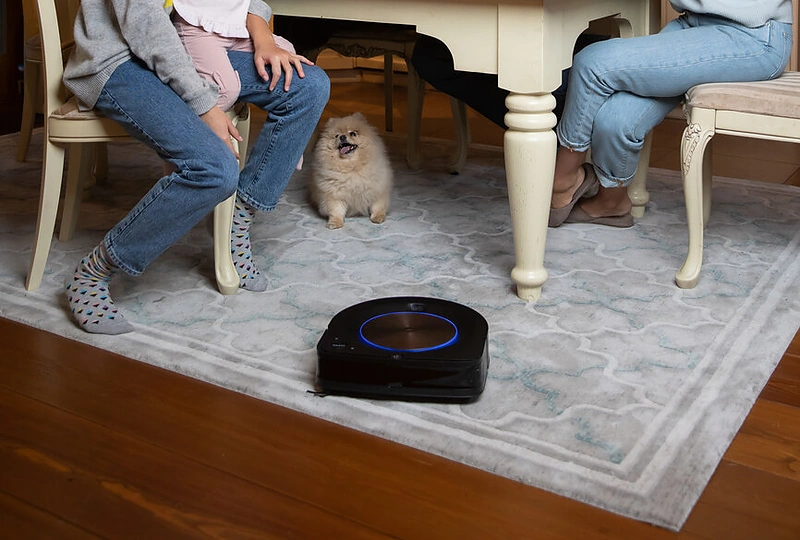 Robertas Javtokas su šeima / Projekto partnerio nuotr.