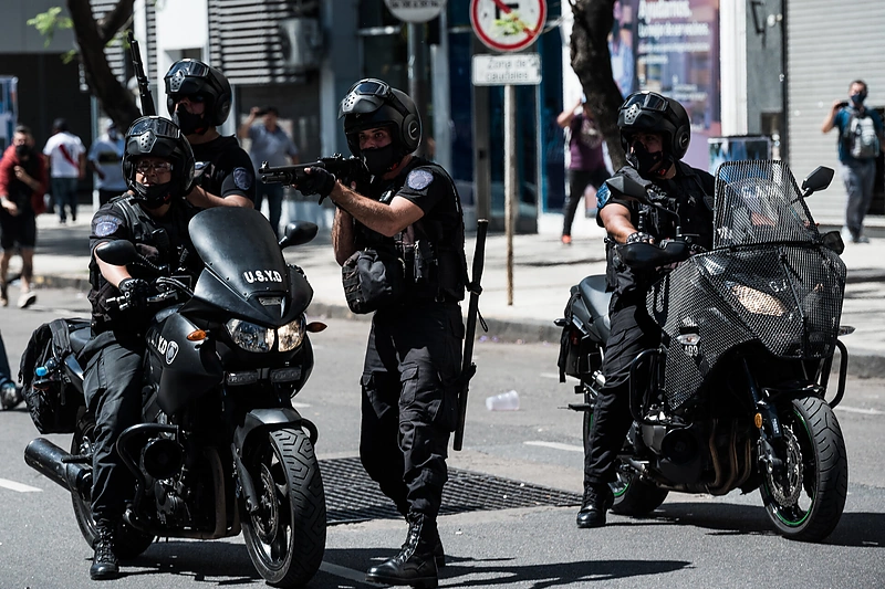 Per Diego Maradonos laidotuves neišvengta riaušių