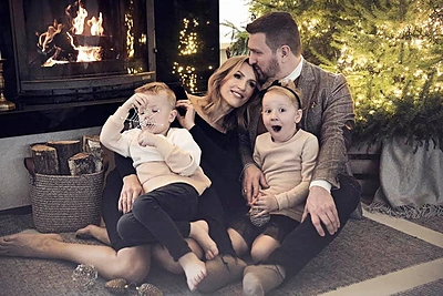 Katažina ir Deivydas Zvonkai su vaikais / Viktorijos Kuhlins nuotr.