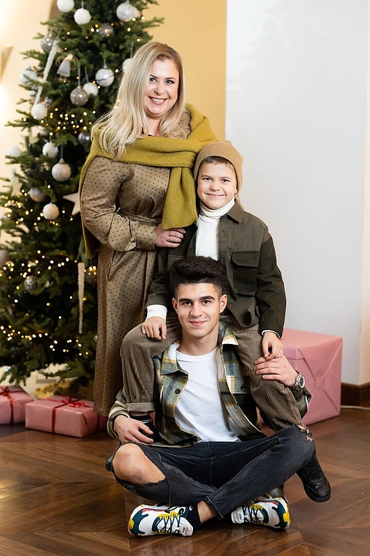 Snežana Gaidukienė su sūnumis / Gretos Skaraitienės nuotr.