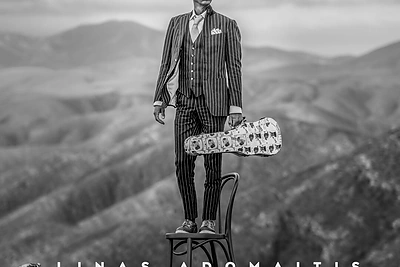 Lino Adomaičio albumo „AUX“ viršelis