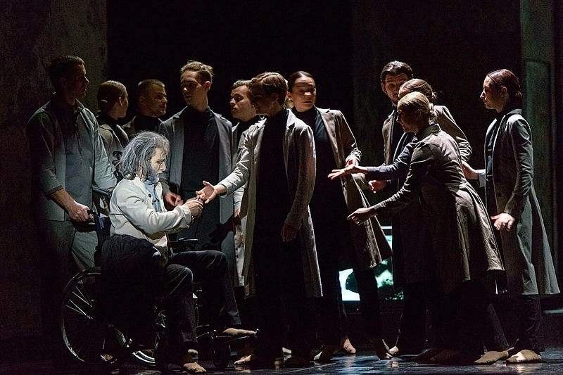 Šokio spektaklio „Faustas“ kūrėjai ir atlikėjai / M.Aleksos nuotr.